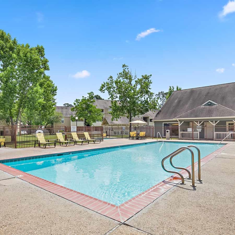 Cypress Lake Apartments IMG_1384AmenitiesGrid Cypress Lake Apartments